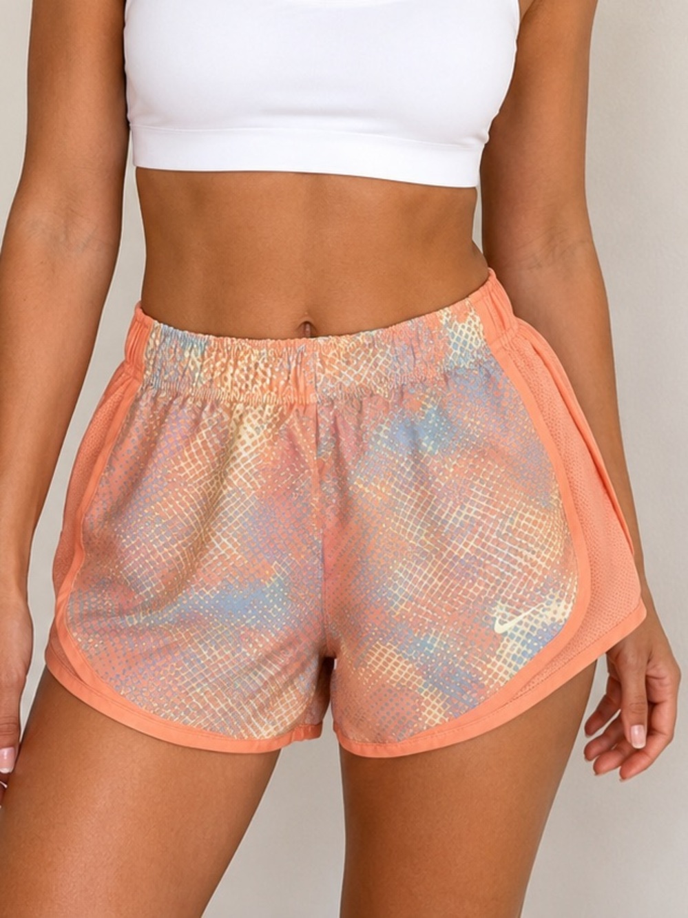 Nike Tempo Dri-FIT Mid-Rise 3" Running Shorts Peach Print Women's XS NWT Nike